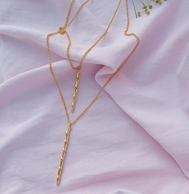 Double layer simple stick twisted necklace