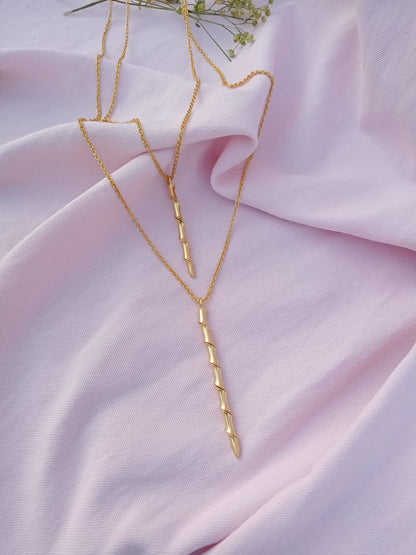 Double layer simple stick twisted necklace