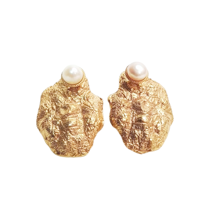 Vintage Textured Gold-Plated Pearl Studs